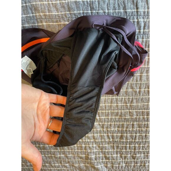 Under Armour Women’s Heat Gear Loose Running Shorts Elastic Waist Medium - Picture 6 of 7